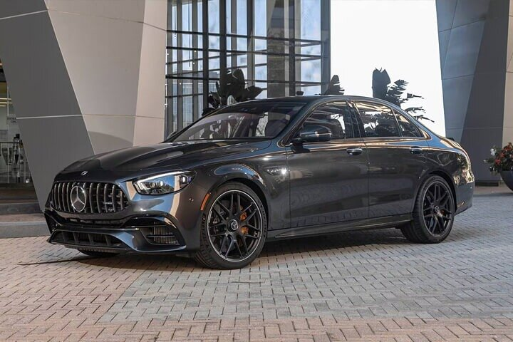 CO2-Offset | Departure Bristol to Bristol Airport BRS by Sedan - Photo 1 of 7